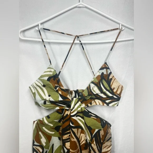 Dress - Picture 4 of 5